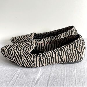 Women's Black and Cream Patterned Slip-On Loafers